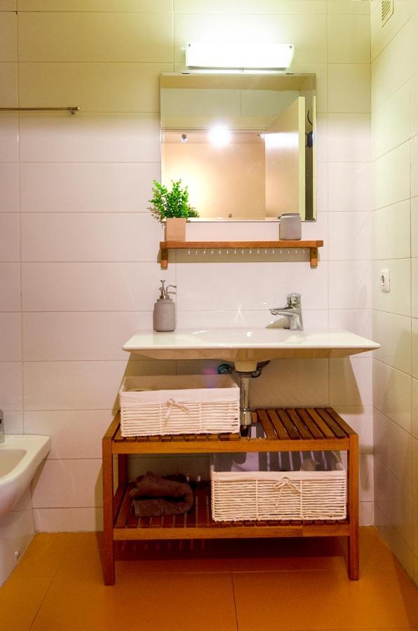 Devesa Park Apartment With Private Parking ชีโรนา ภายนอก รูปภาพ
